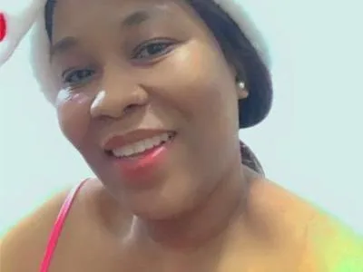 Image de profil du modèle de webcam WetTittiesxx