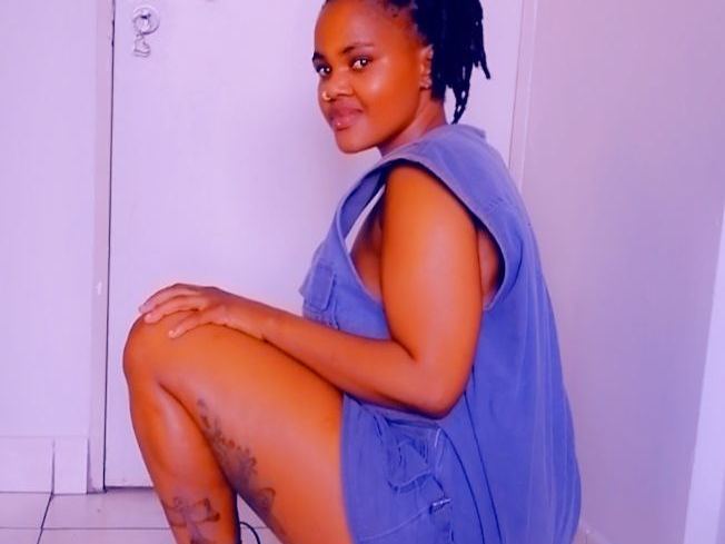 CaramelZeee cam model profile picture