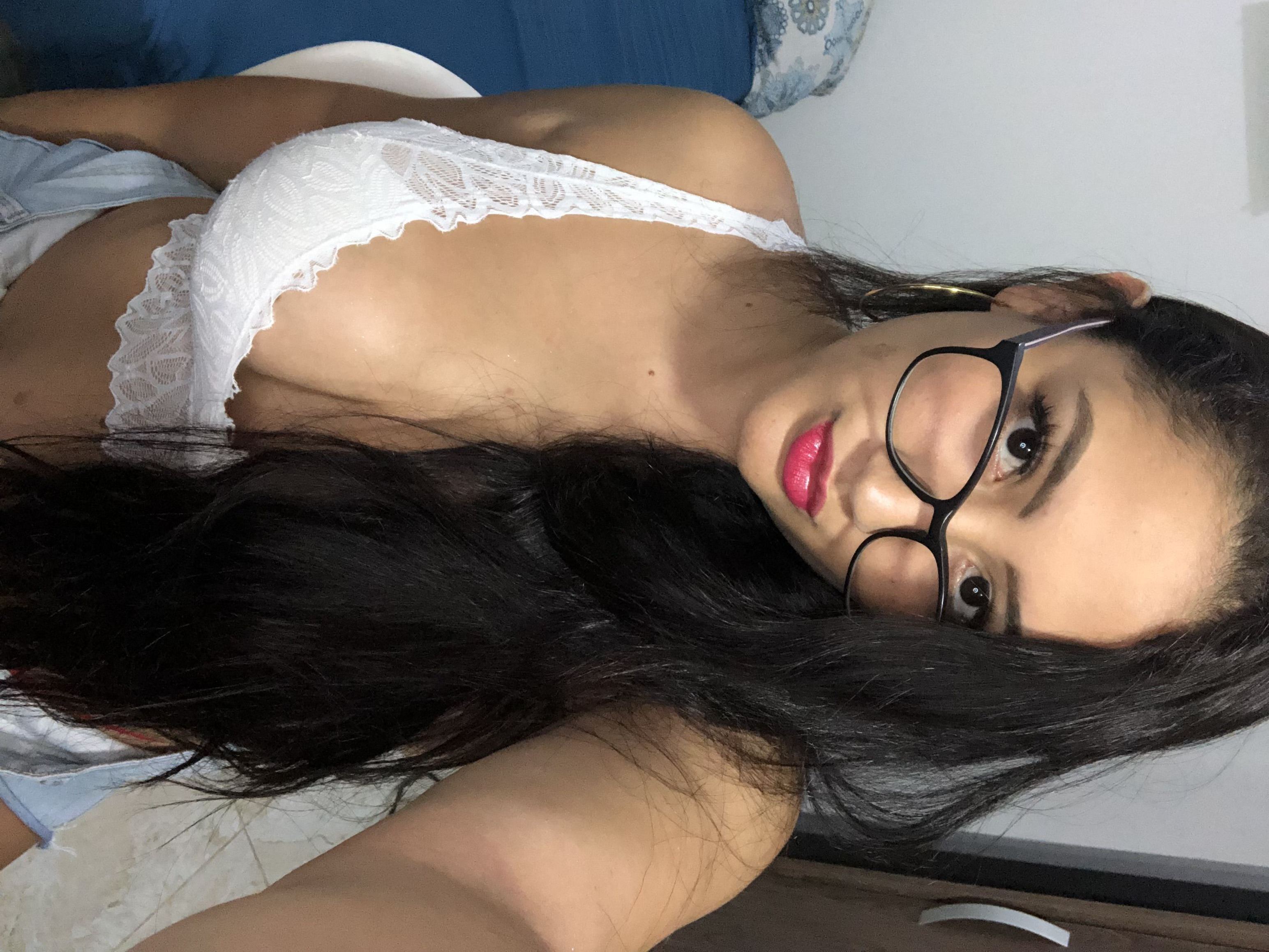 Image de profil du modèle de webcam LiaVasquez