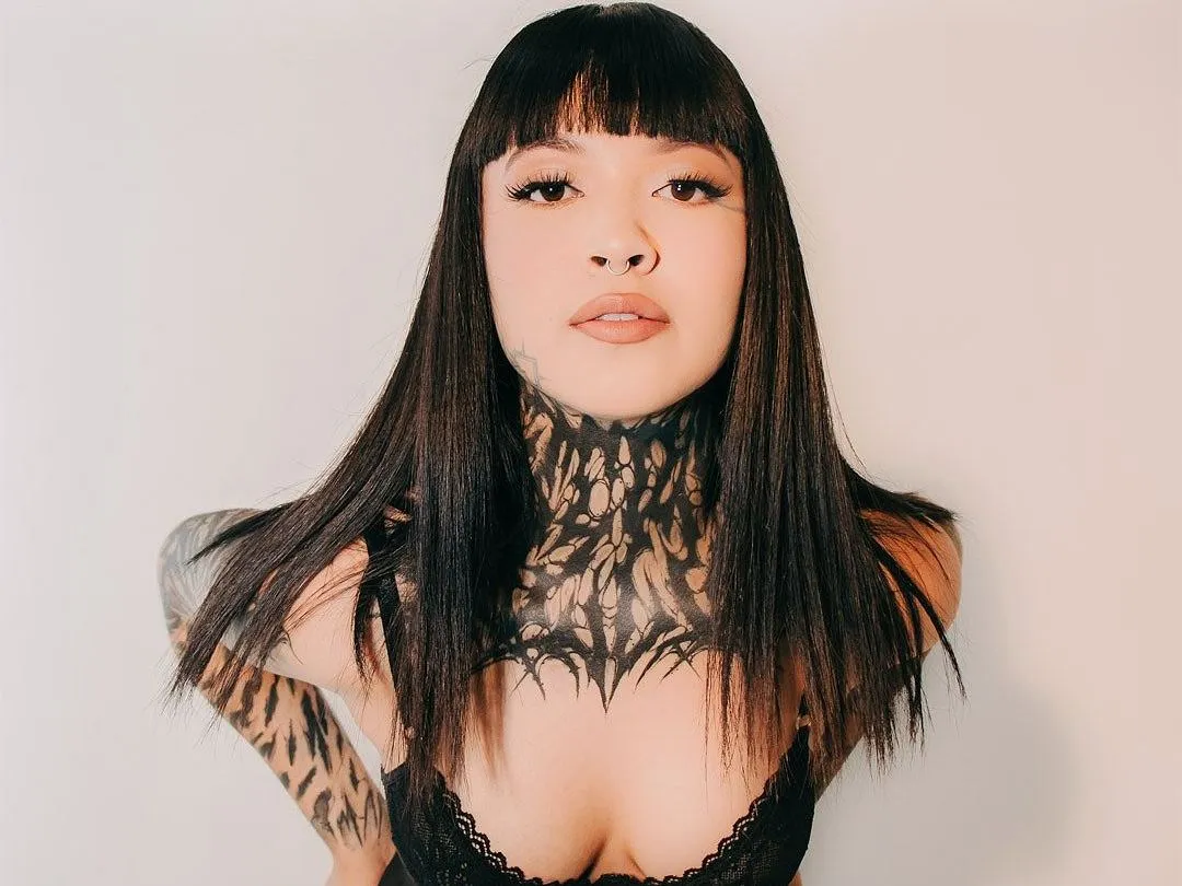 BonniePetrikov profielfoto van cam model