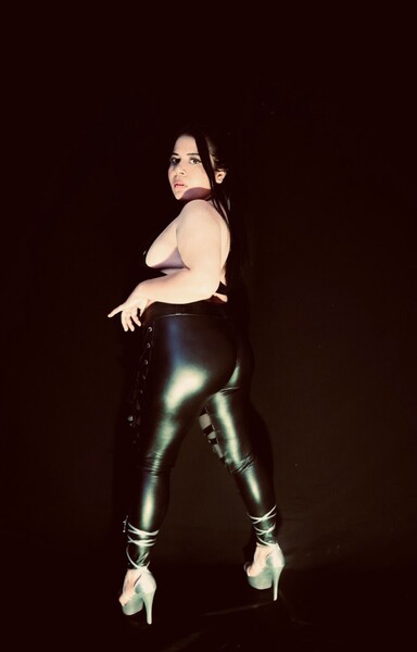 Interprete HasleyFetish Foto 6