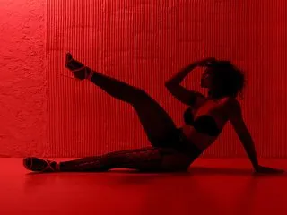 NadiaBenz profielfoto van cam model