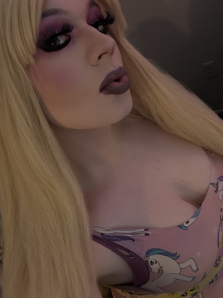 Utøver AdelinaFoxx Bilde 6