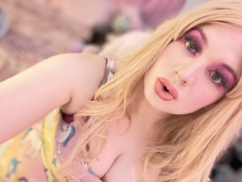 Utøver AdelinaFoxx Bilde 3