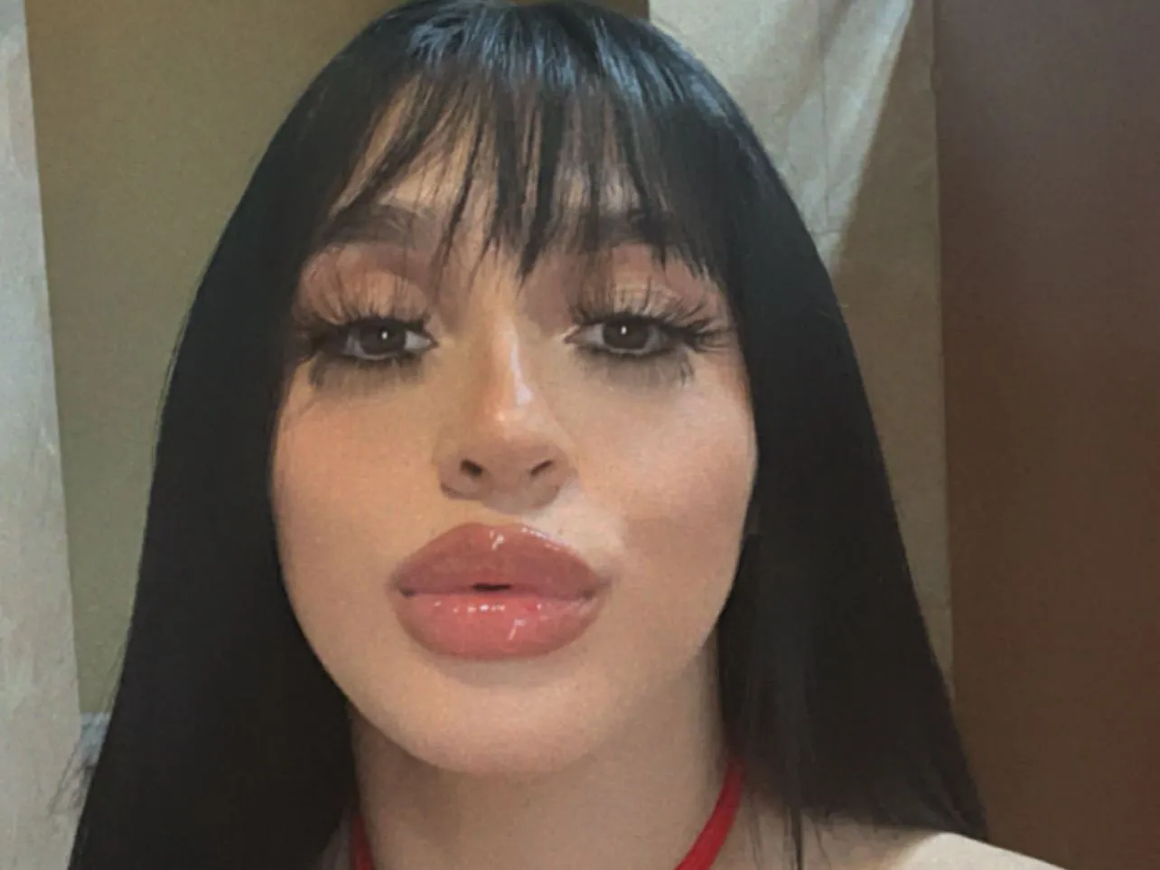 ItsAmira profielfoto van cam model