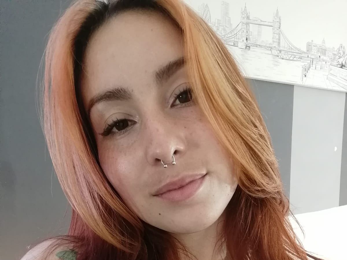 arianakisscm969 profielfoto van cam model 