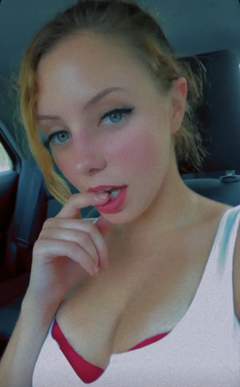 Interprète ChloeEllaaa Photo 3