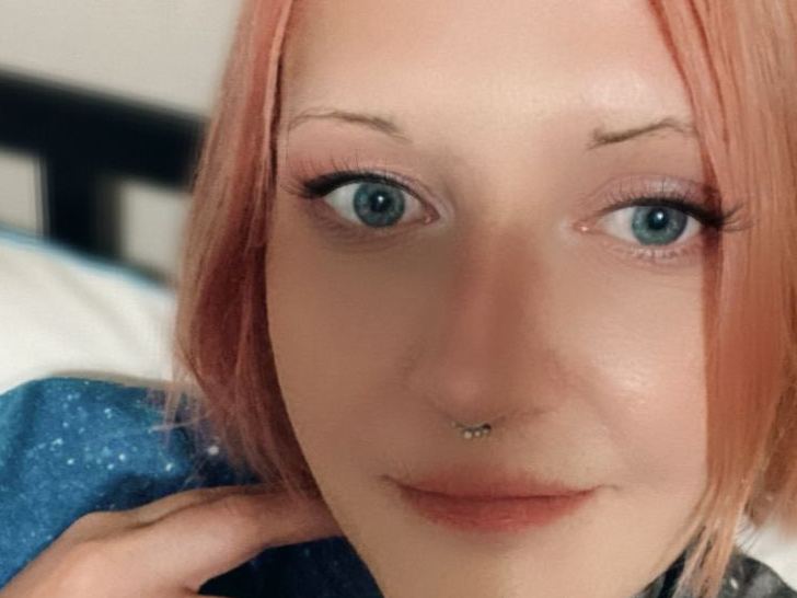 Blue_Scarlett Profilbild des Cam-Modells 