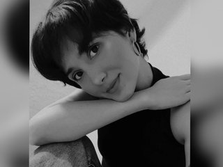 Image de profil du modèle de webcam Cherrylb