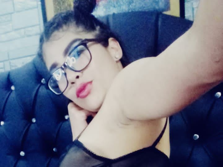 Foto de perfil de modelo de webcam de Charlottex01 