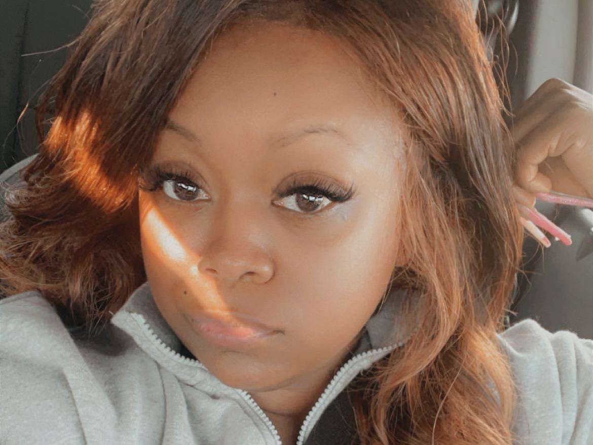 Image de profil du modèle de webcam PocketSizedPoly