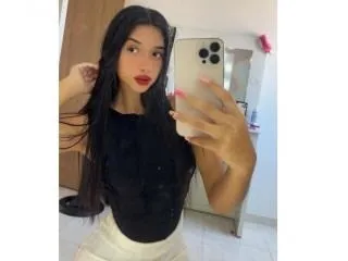KarlaLatinhot profielfoto van cam model