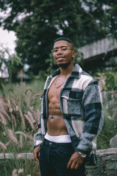 Artiest AndrewHoult Foto 5