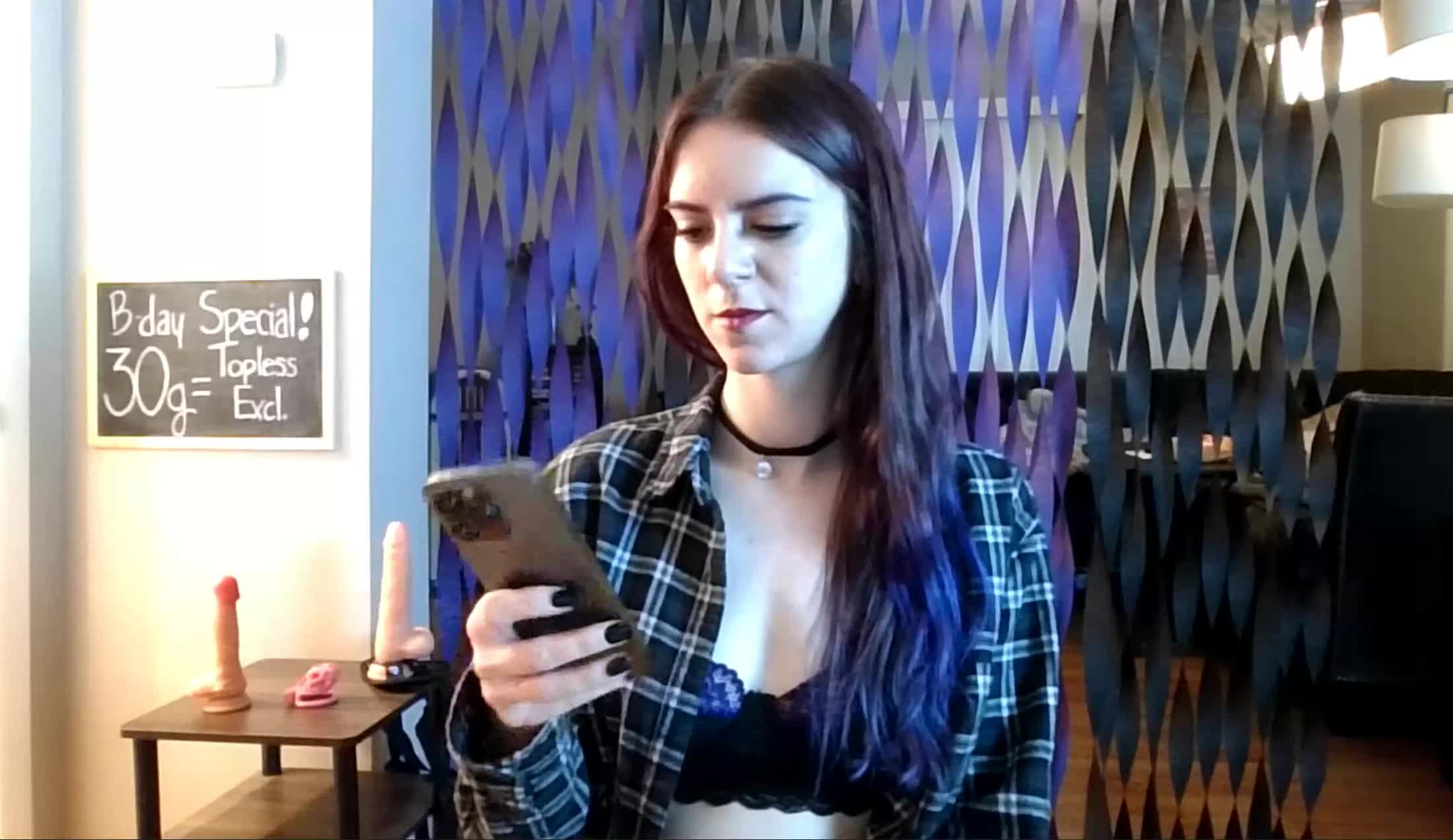 Intérprete AlyxEclypse Video 2