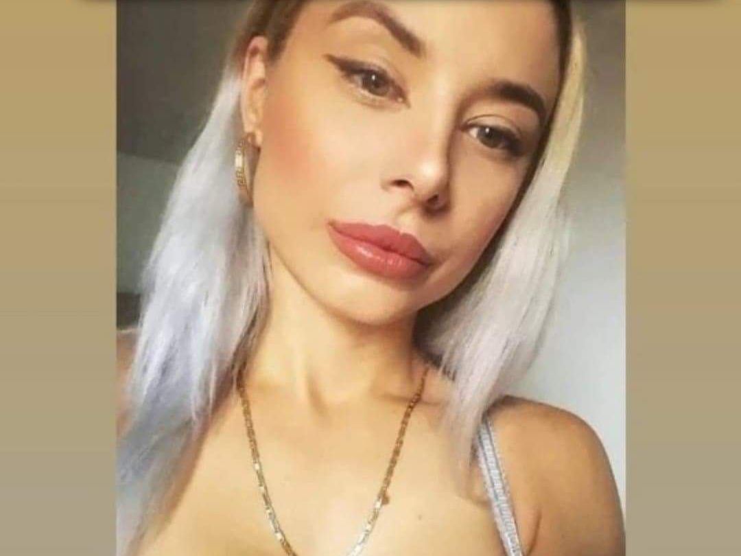 MayaMaya96 profilbild på webbkameramodell 