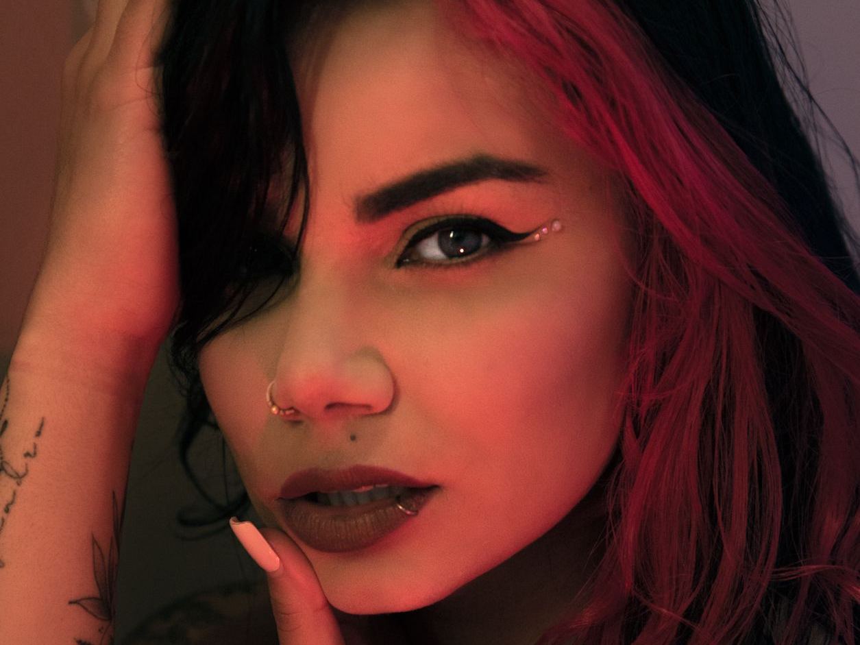 christinnlove Profilbild des Cam-Modells