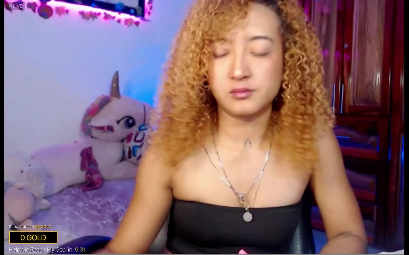 Utøver QueenCurly Video 1