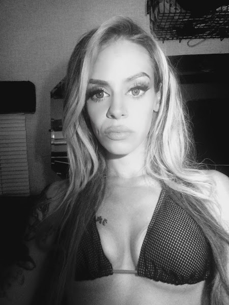 Interprète RoxanneTeegan Photo 5