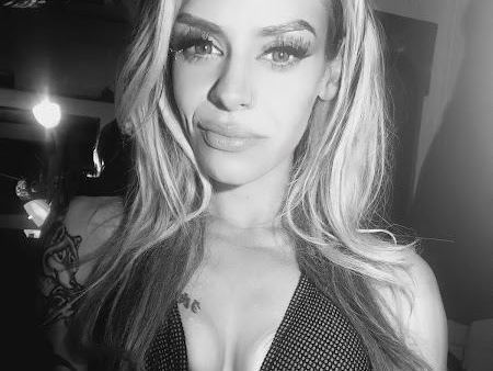 RoxanneTeegan profielfoto van cam model