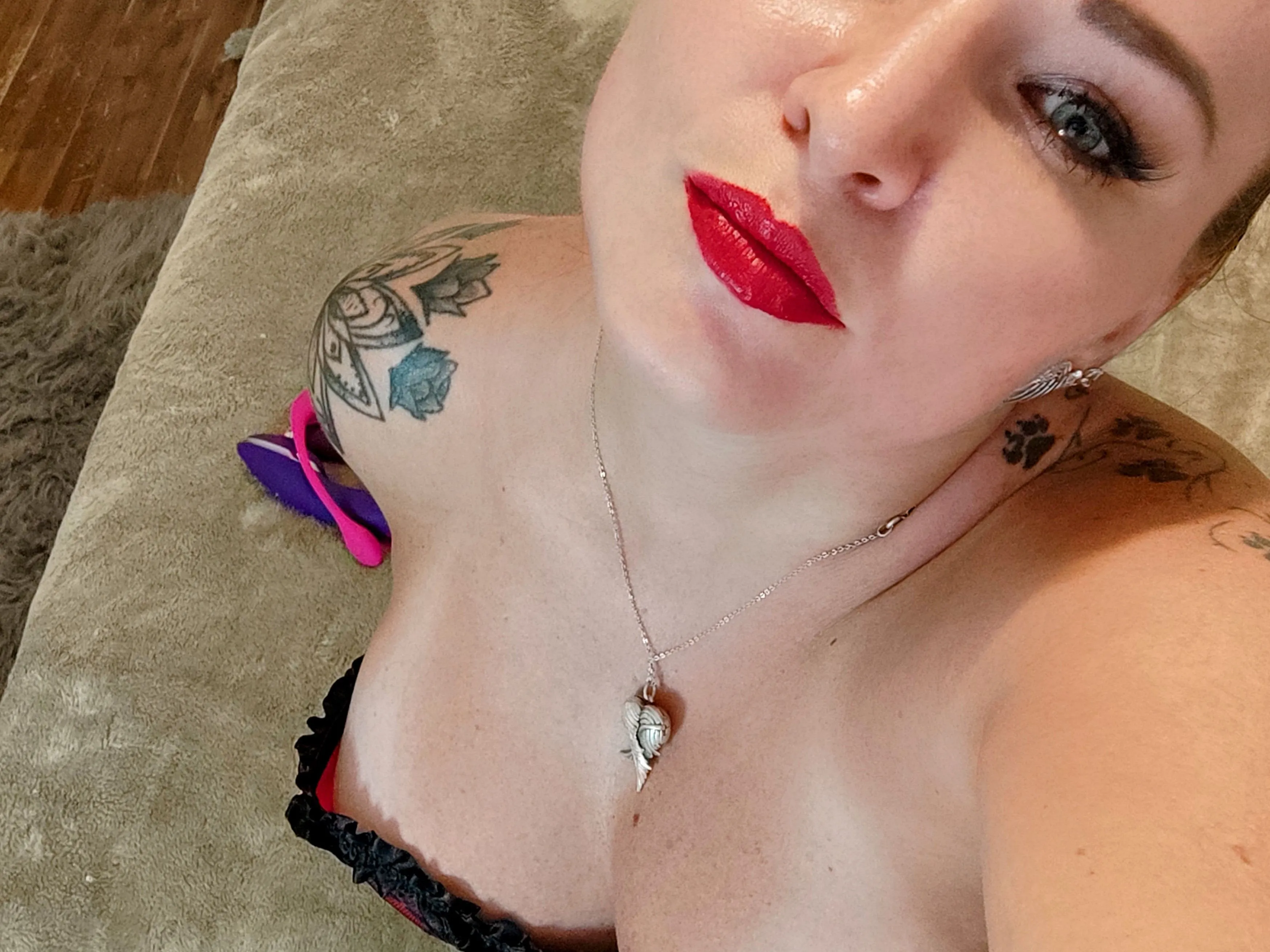 Imagen de perfil de modelo de cámara web de KellyBull