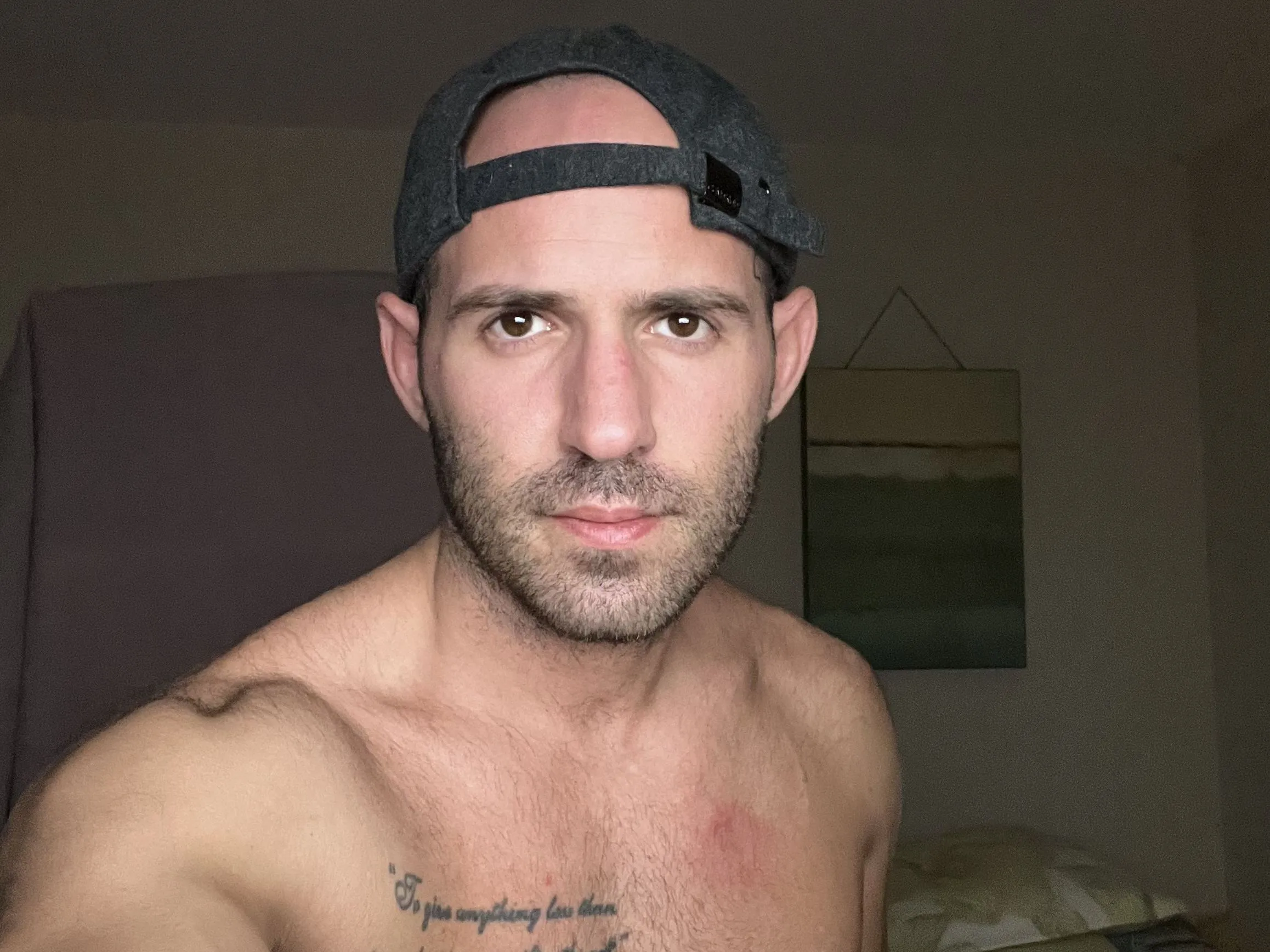 Imagen de perfil de modelo de cámara web de TheNakedPreacher