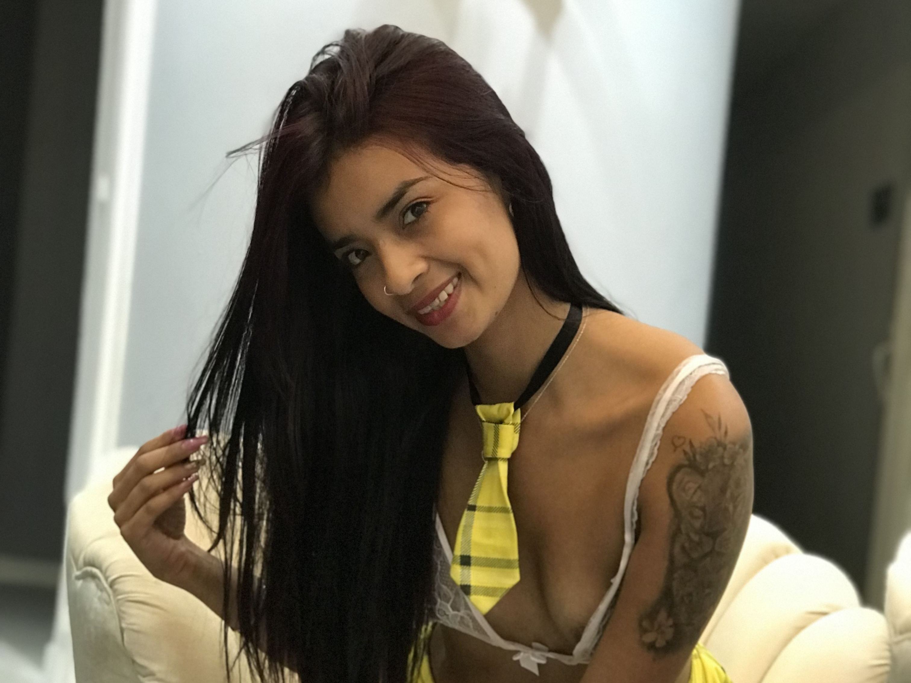 Imagen de perfil de modelo de cámara web de madissoncolling