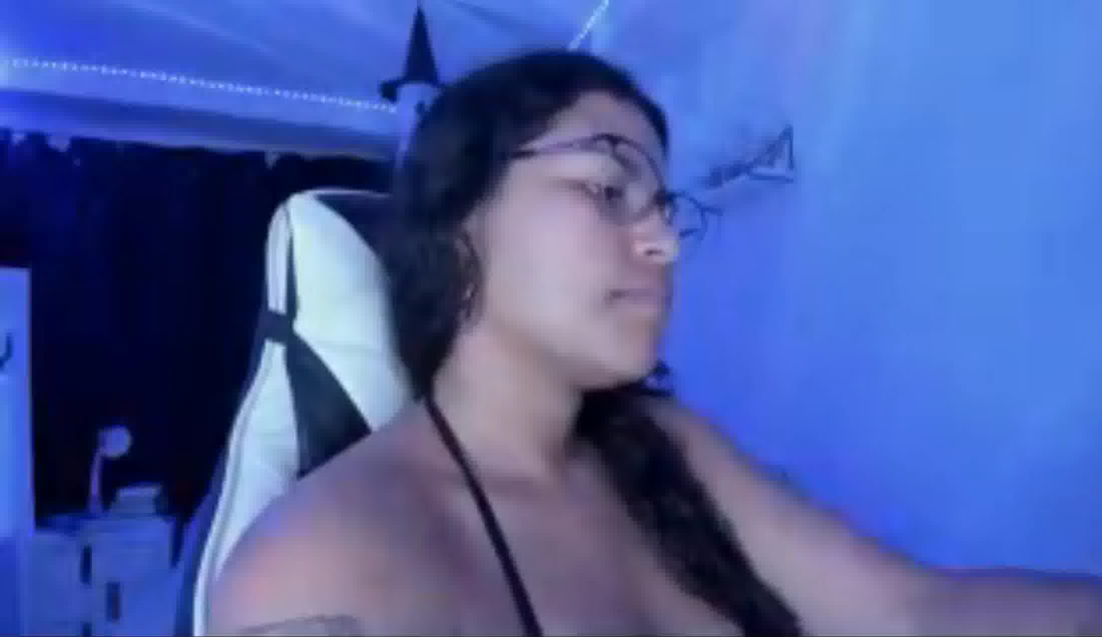 Intérprete Ladybrown160 Video 2