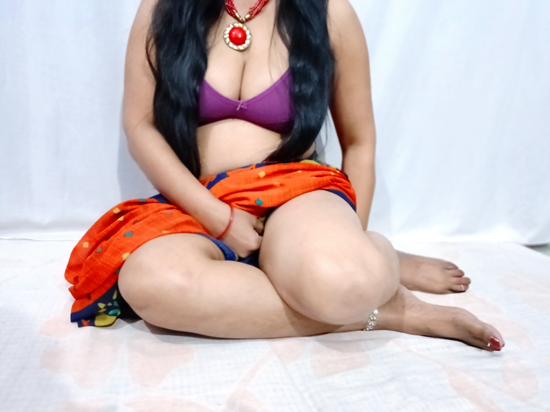 Performer LuxryWife Photo 8