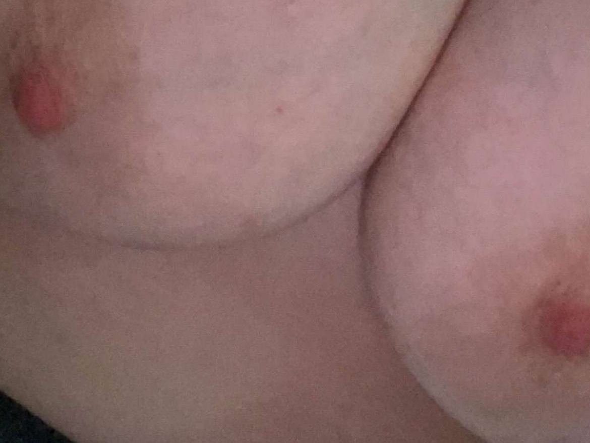 AliceRosa Profilbild des Cam-Modells