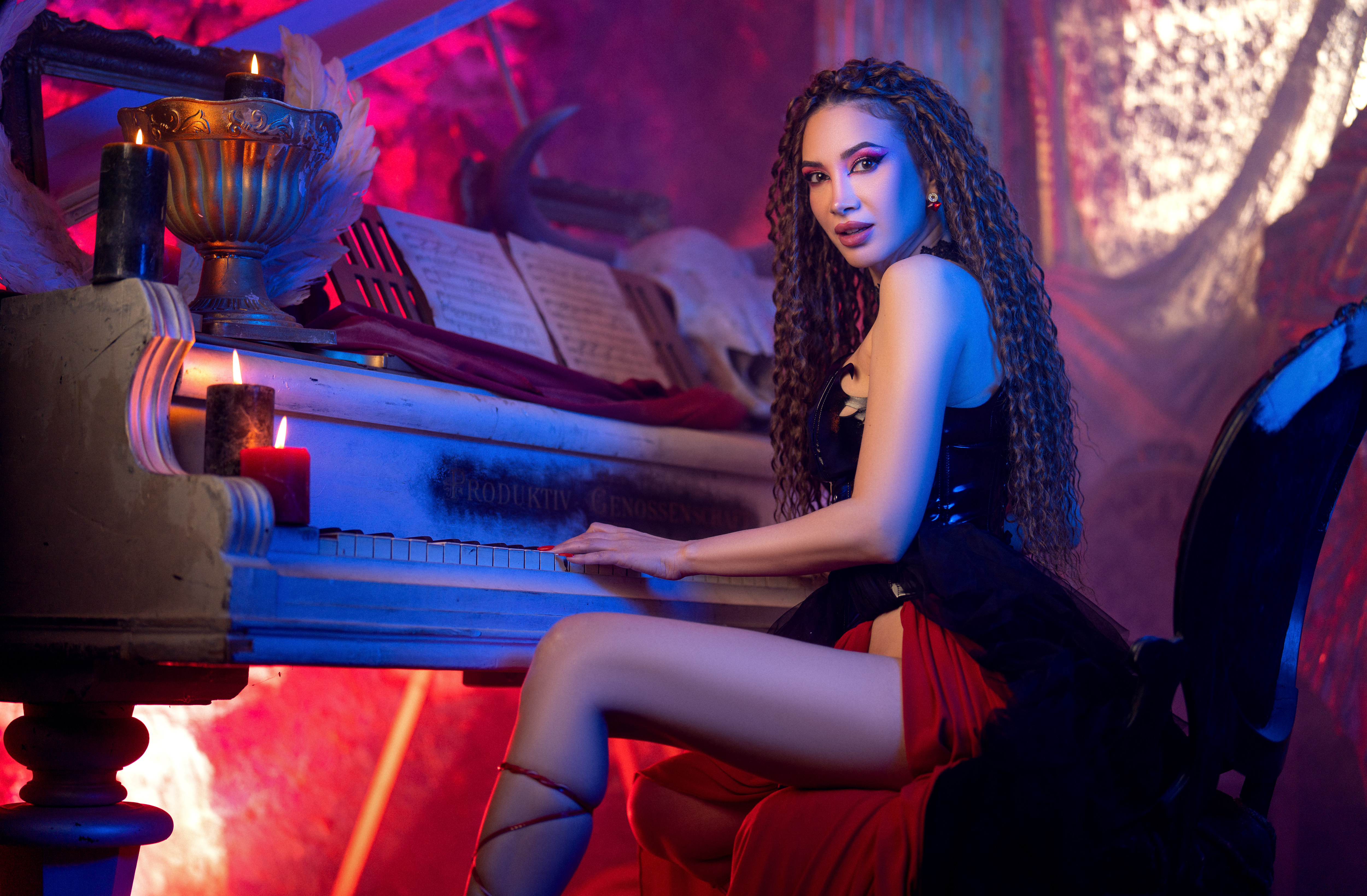 Darsteller AngelaDevin Foto 8