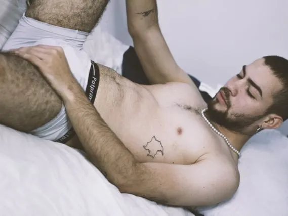 Imagen de perfil de modelo de cámara web de Alextwunnk
