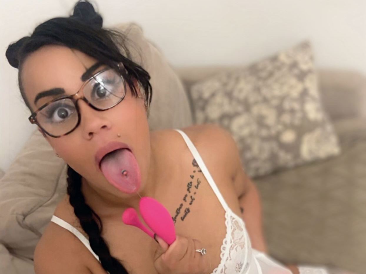 Alexiaperforms profielfoto van cam model