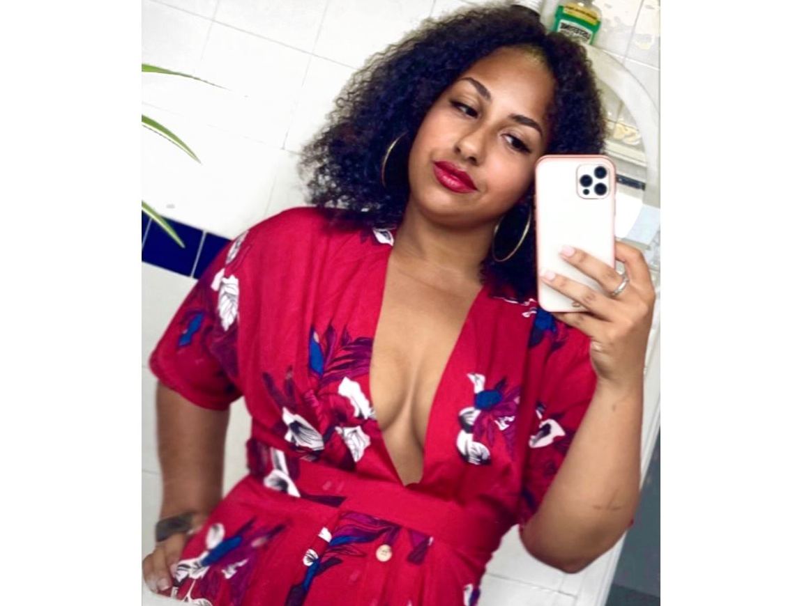 CurlyWitch profilbild på webbkameramodell 