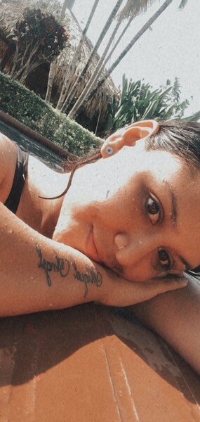 Interprete ElizabethJhons Foto 2