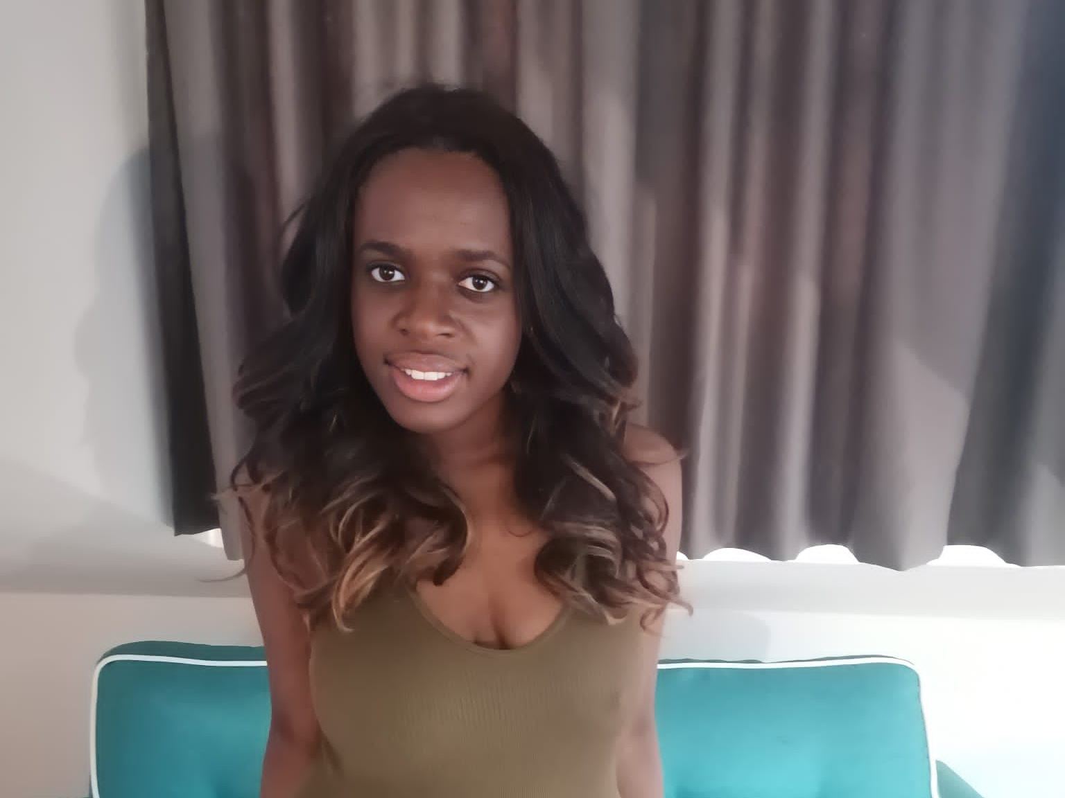 MonicaBlueX immagine del profilo del modello di cam