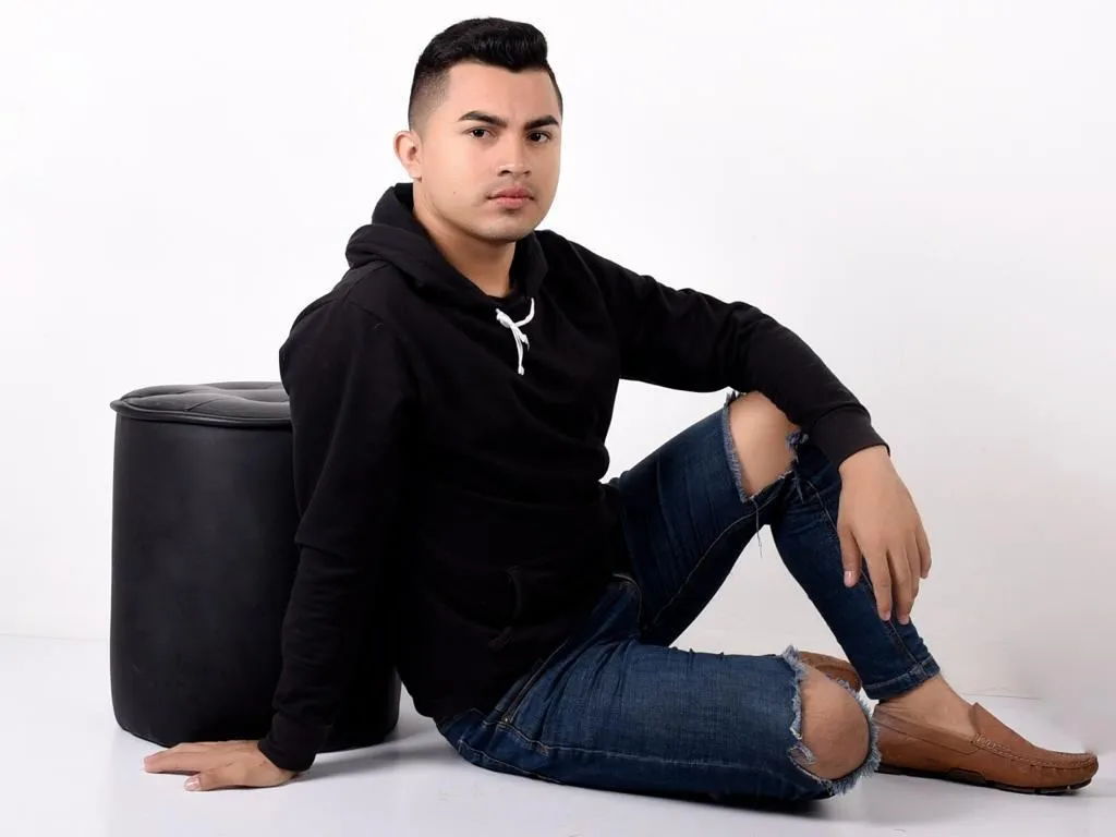 Andyxbigass cam model profile picture