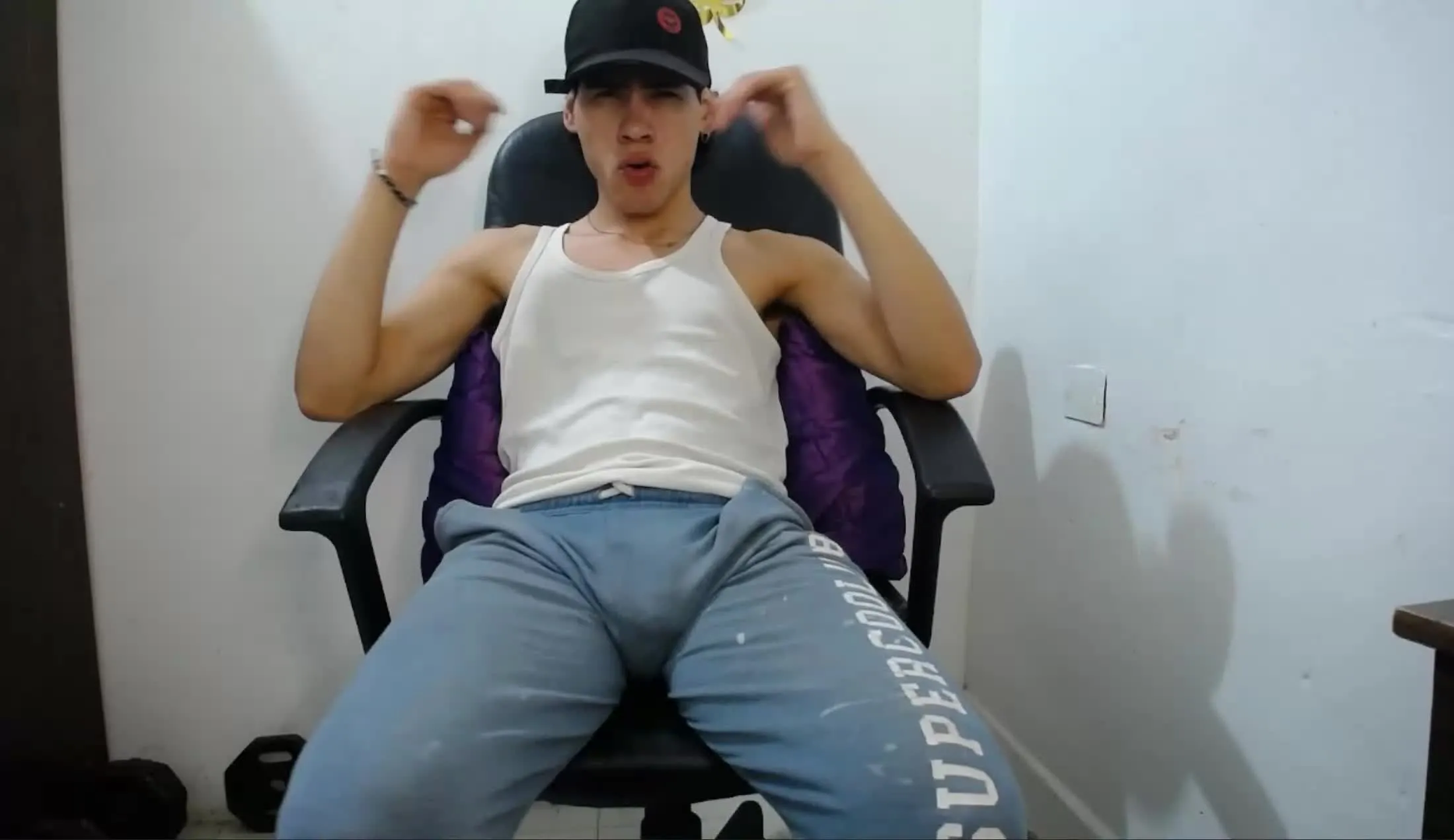 Performer Ricksam110in Video 2