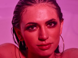 LailaCross Profilbild des Cam-Modells