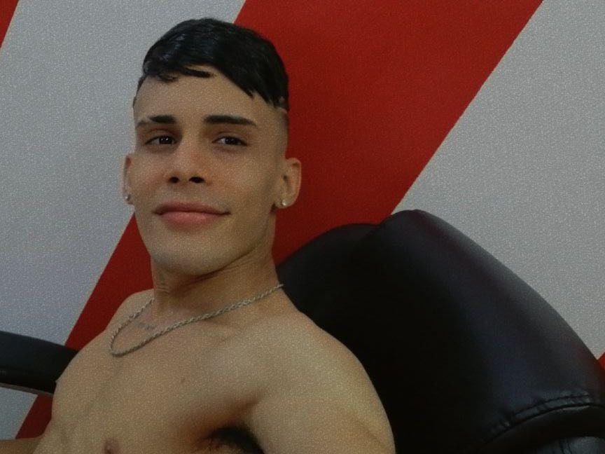 Foto de perfil de modelo de webcam de millerj 