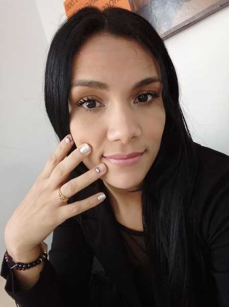 Intérprete biancabrowNTyron Foto 3