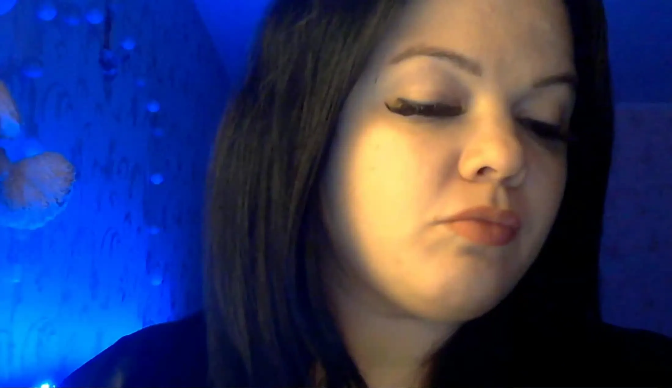 Artiest KissNight Video 1