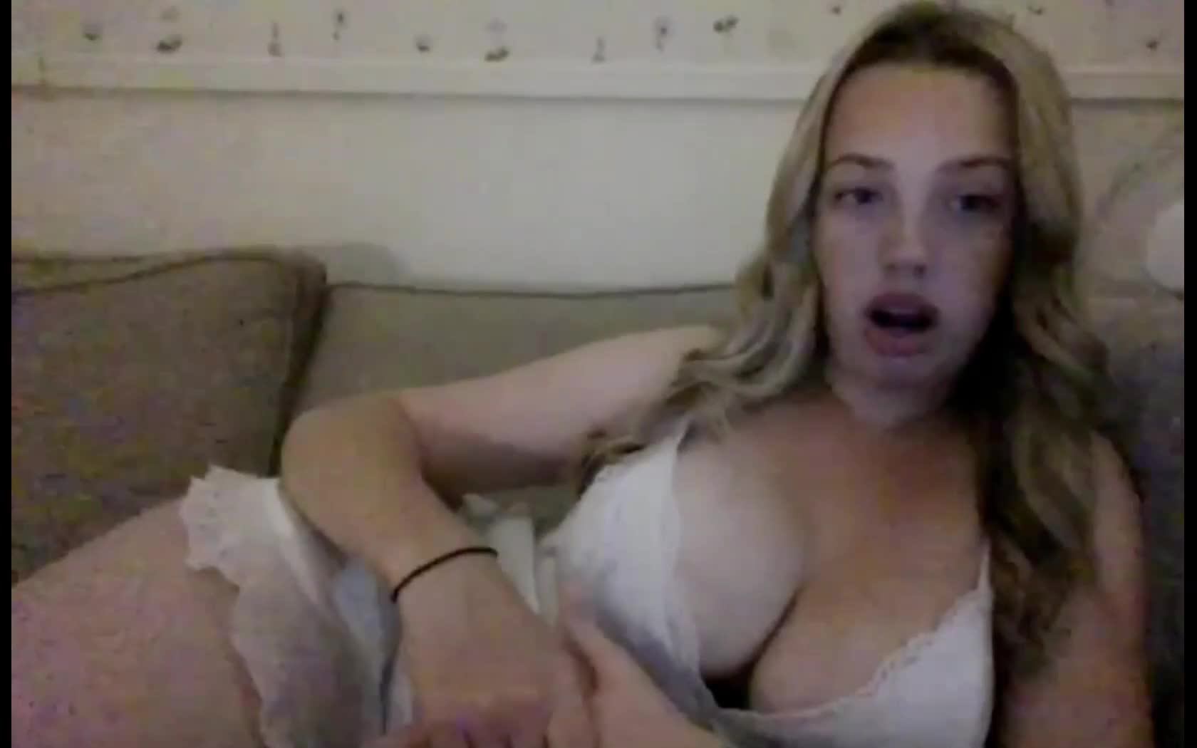 Artiest MadelineMorton Video 1