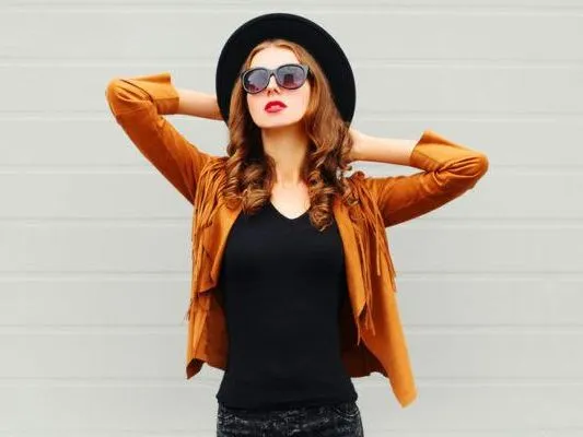 Mistreshuguecums25cm profielfoto van cam model