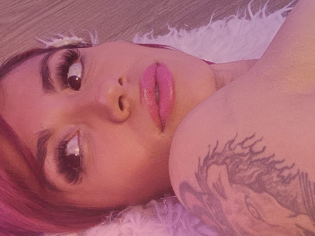 Image de profil du modèle de webcam lucerocortez