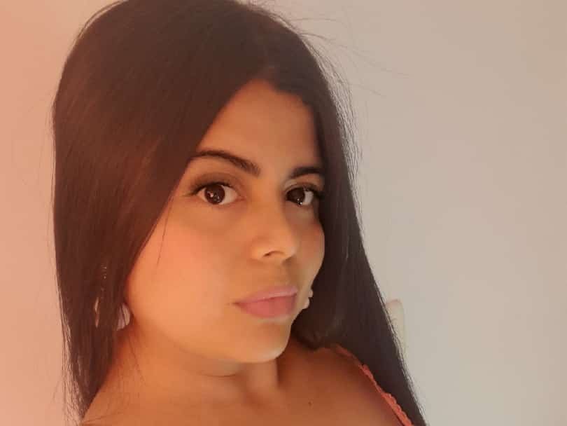 Image de profil du modèle de webcam miafoxxx66