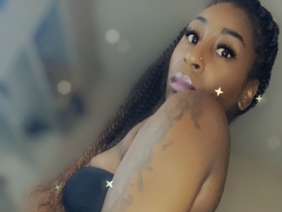 GoddessArielNight cam model profile picture 