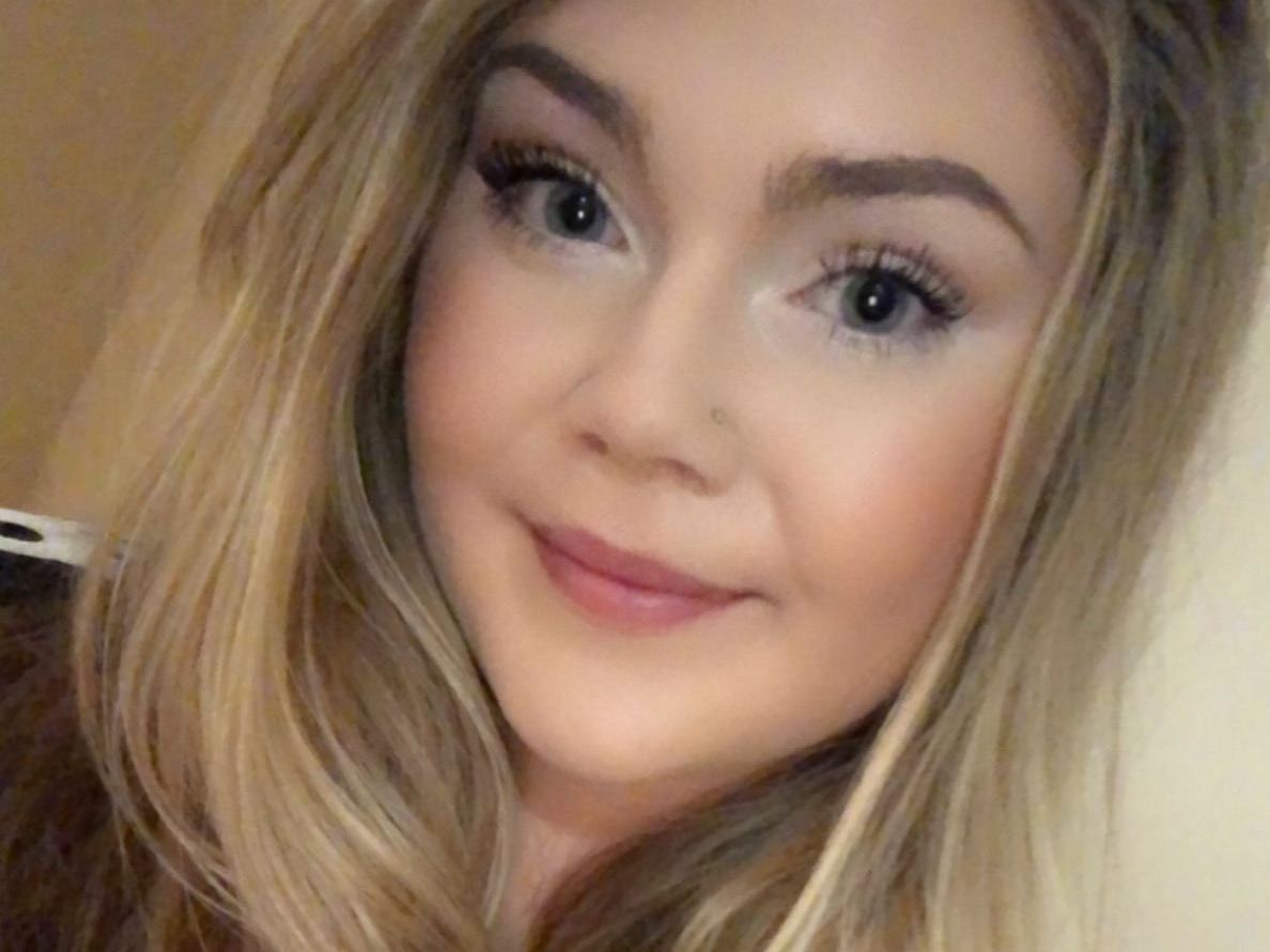 KassiBirdxo profilbild på webbkameramodell 