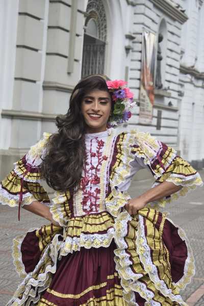 Interprète laurendancesex18 Photo 10