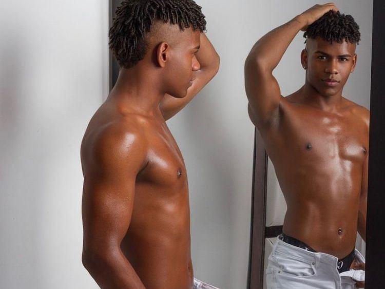 Image de profil du modèle de webcam pasionredxxxxxxx