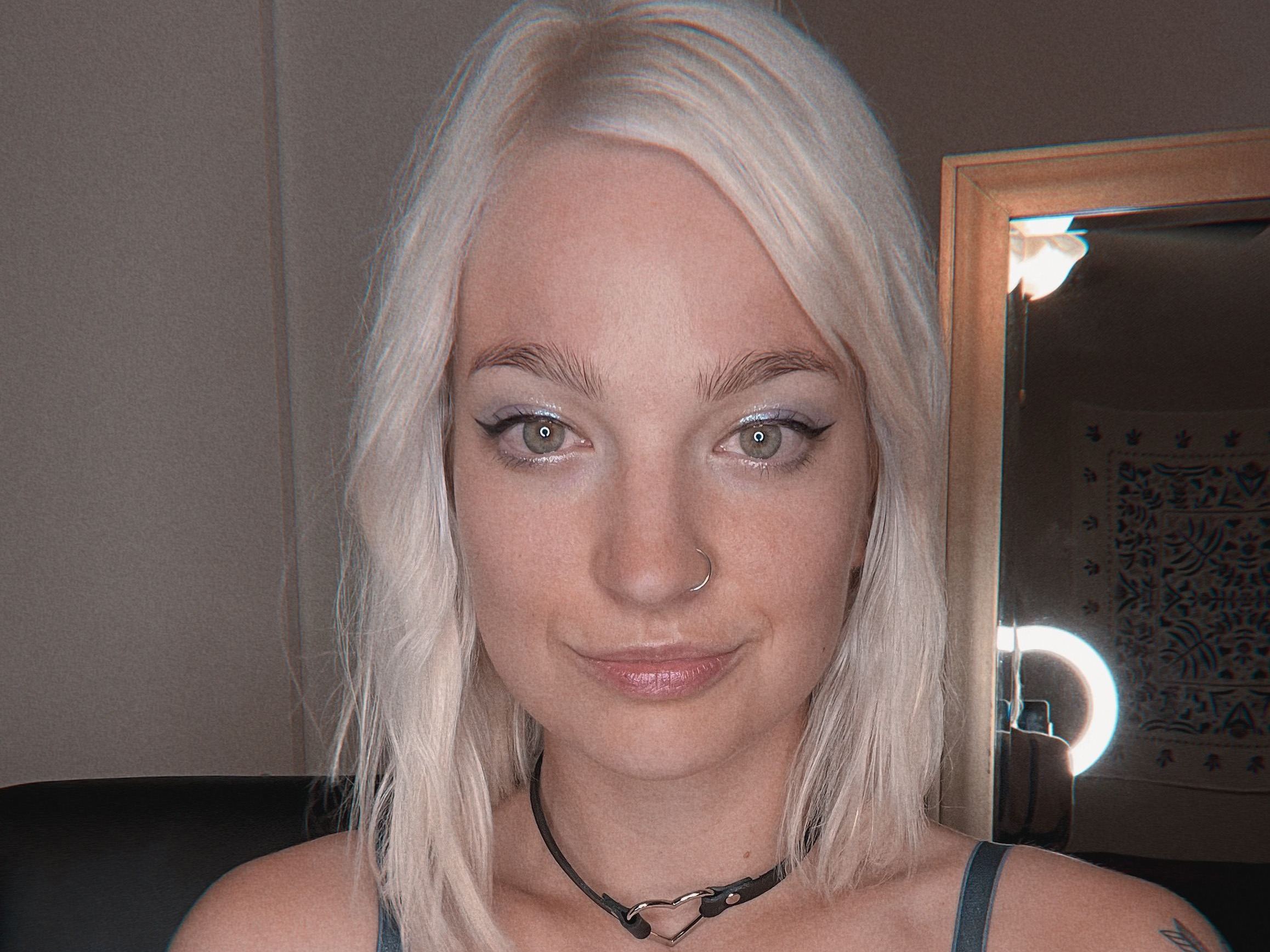 NaughtyNatalieWoods profilbild på webbkameramodell 